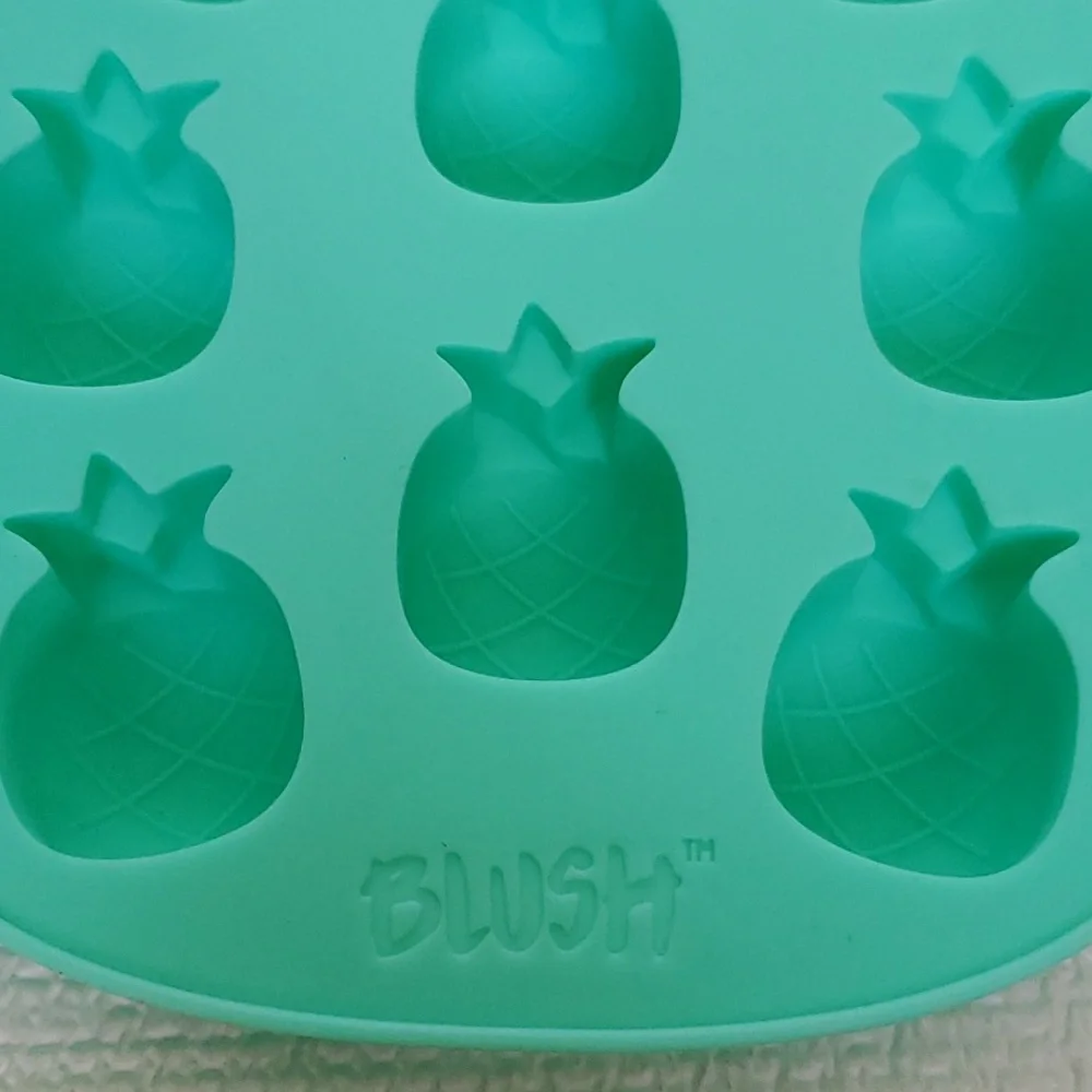 Blush Pineapple Ice Cube Tray